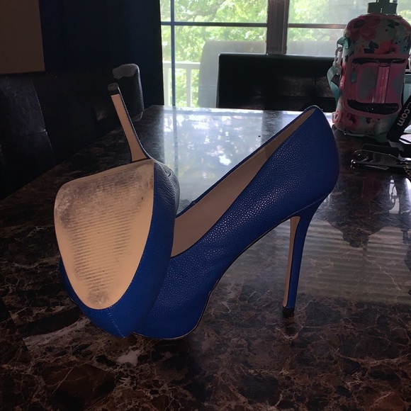 SOLD 5in blue pumps - Picture 5 of 5